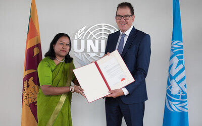 Ambassador and Permanent Representative Dayani Mendis Presents Credentials to UNIDO Director General Gerd Müller